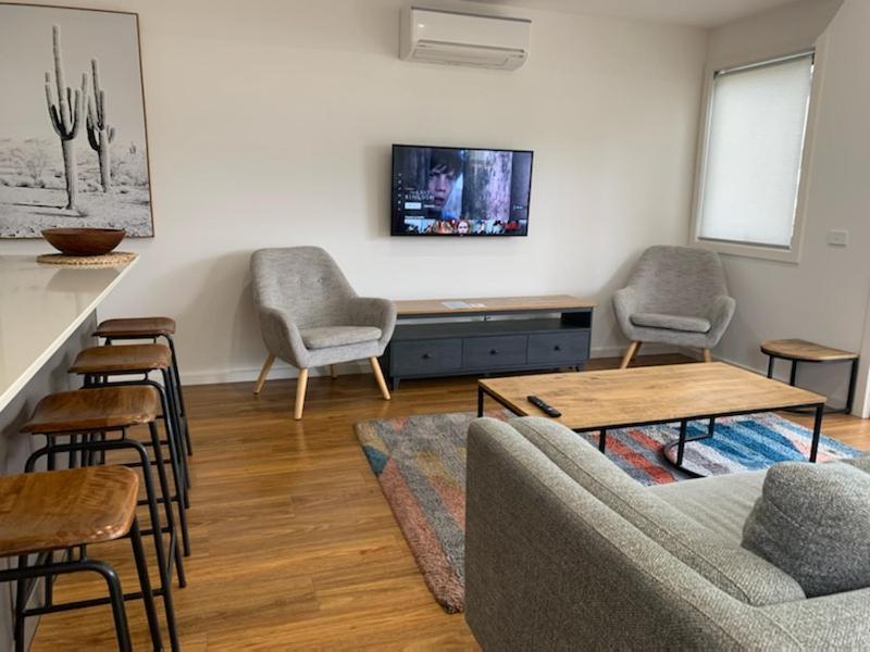 Captains Cove 1St Floor Spa Luxury Apartments - Free Netflix باينسفيل المظهر الخارجي الصورة